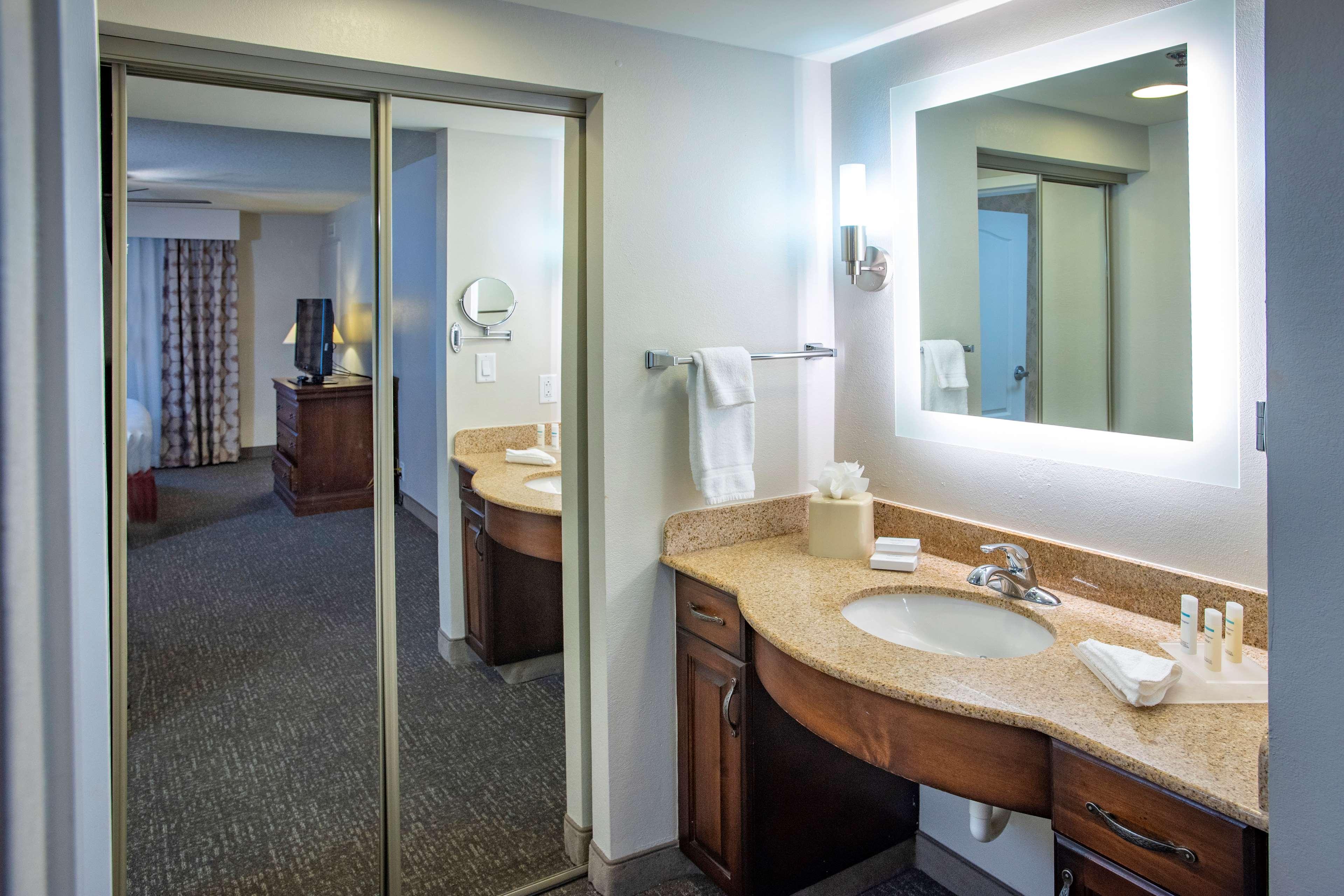 Pensacola Suites Hotel Eksteriør billede