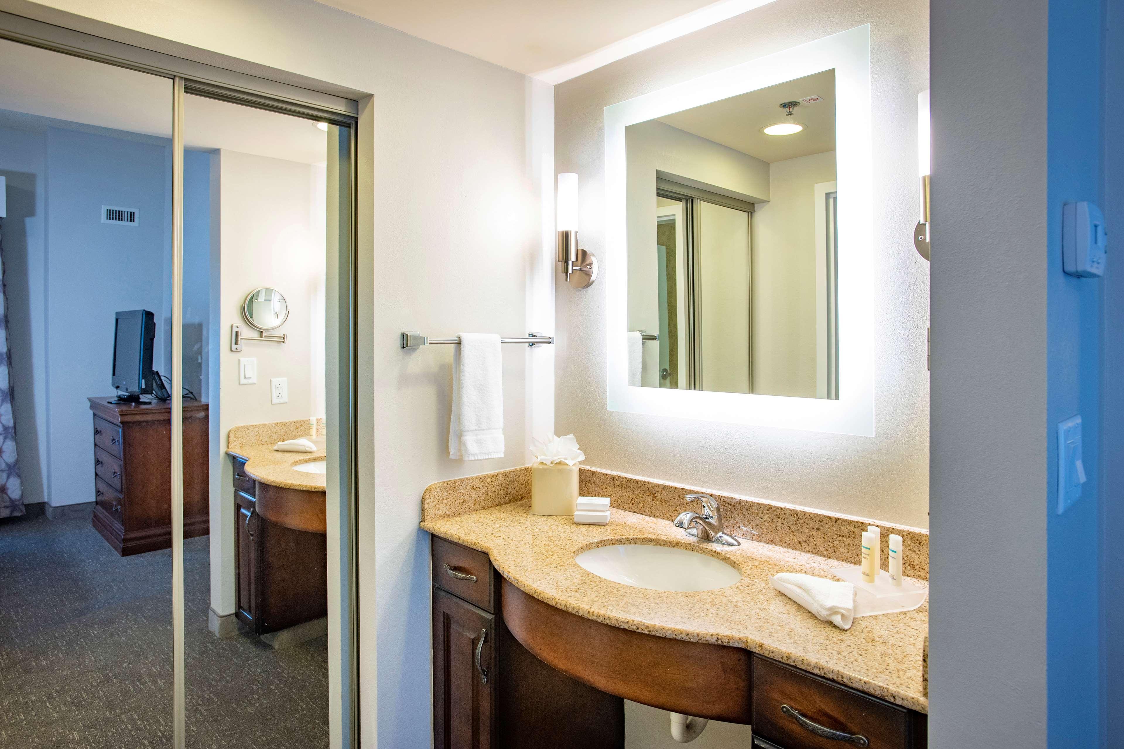 Pensacola Suites Hotel Eksteriør billede