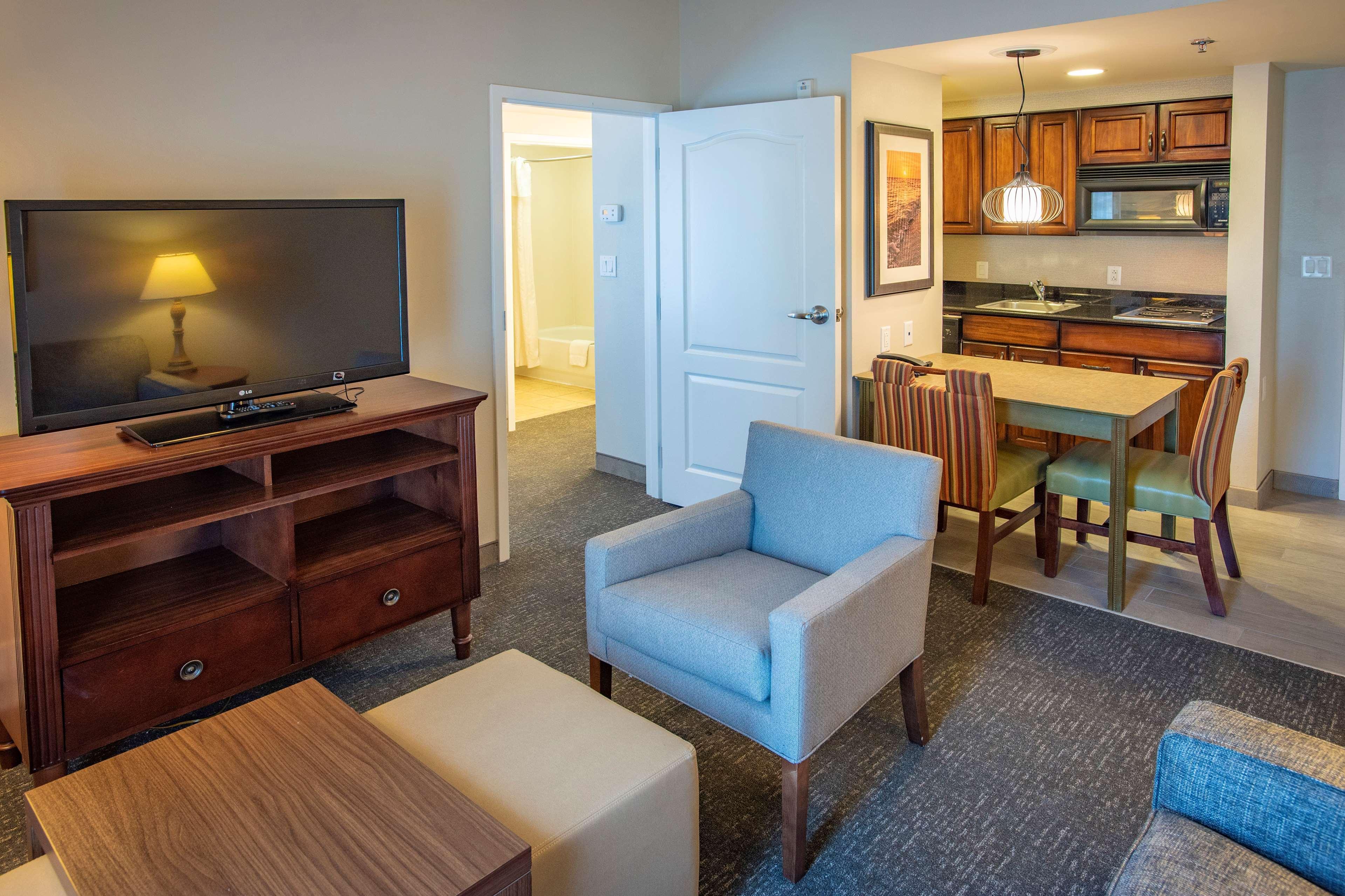 Pensacola Suites Hotel Eksteriør billede
