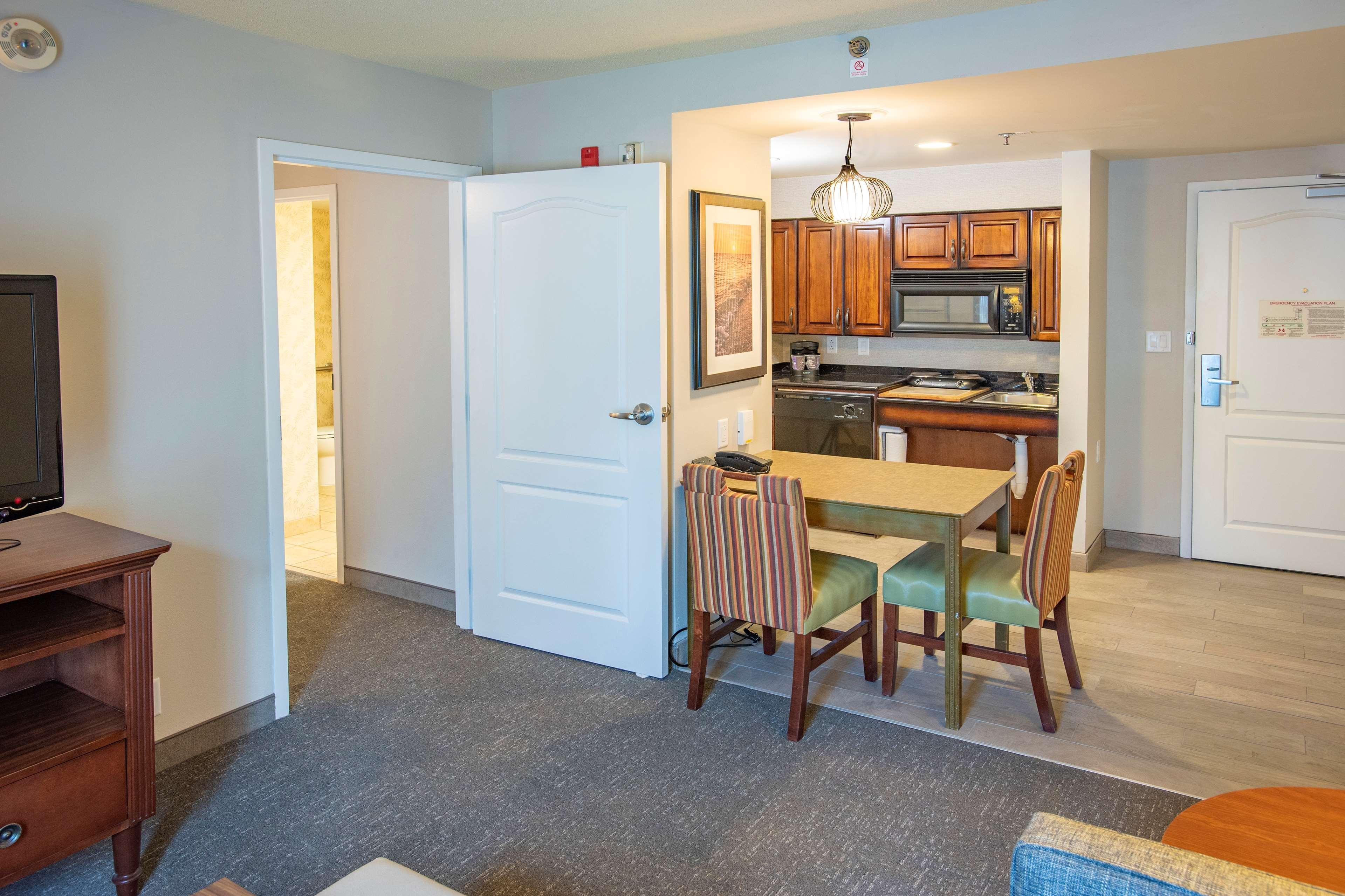 Pensacola Suites Hotel Eksteriør billede