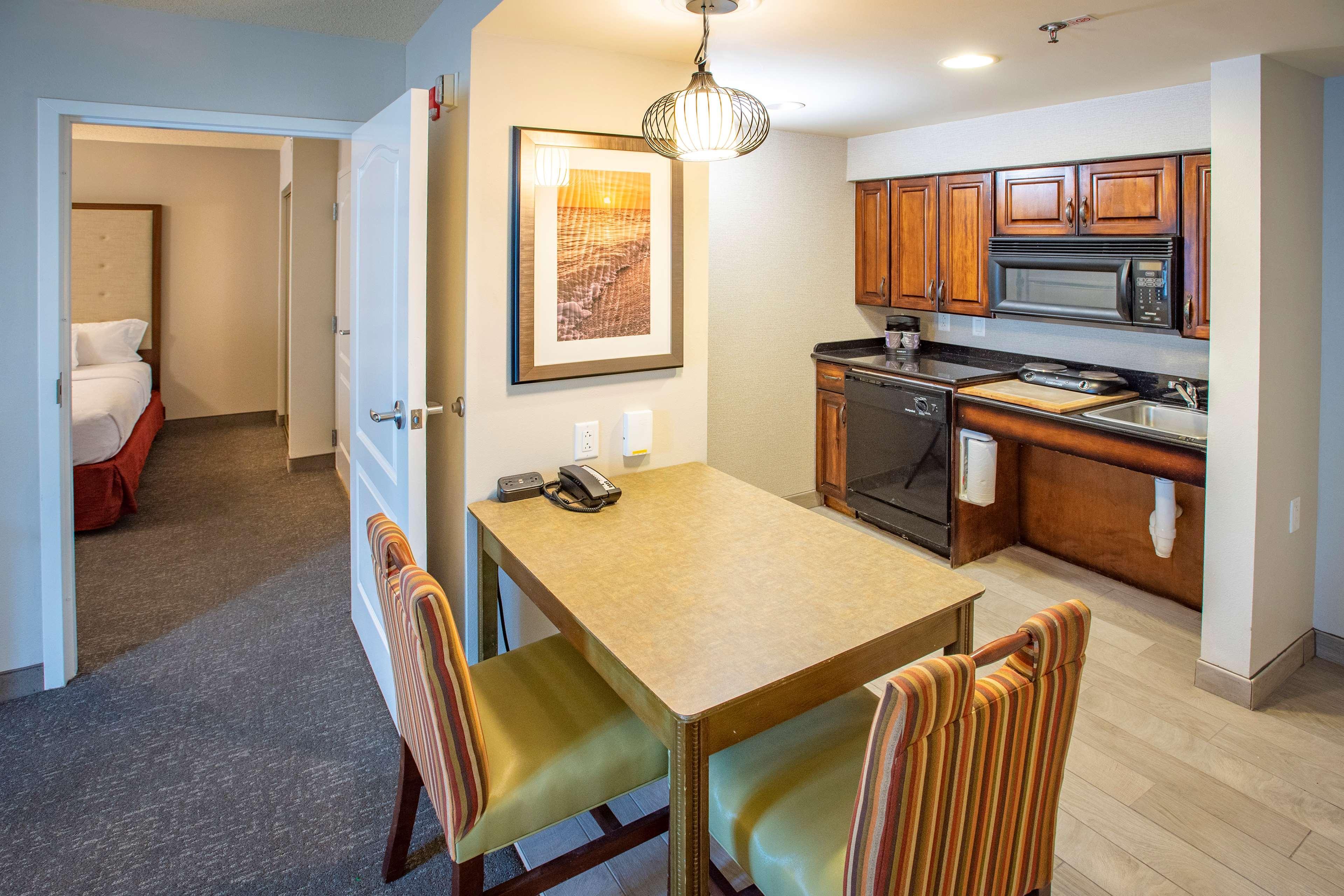 Pensacola Suites Hotel Eksteriør billede